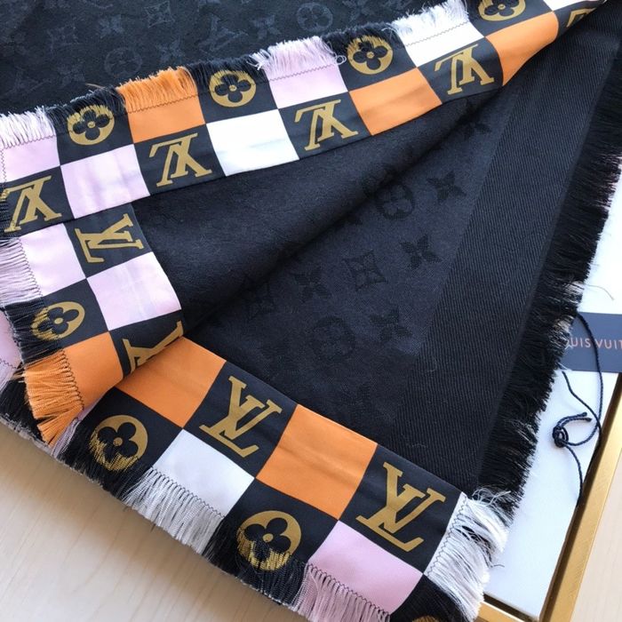 Louis Vuitton Scarf LV00125